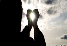 C7娱乐官网:“詹姆斯与安东尼·戴维斯合作默契,湖人重回巅峰”.